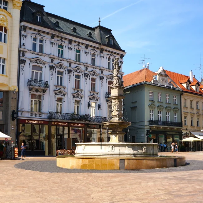 (Bratislava)