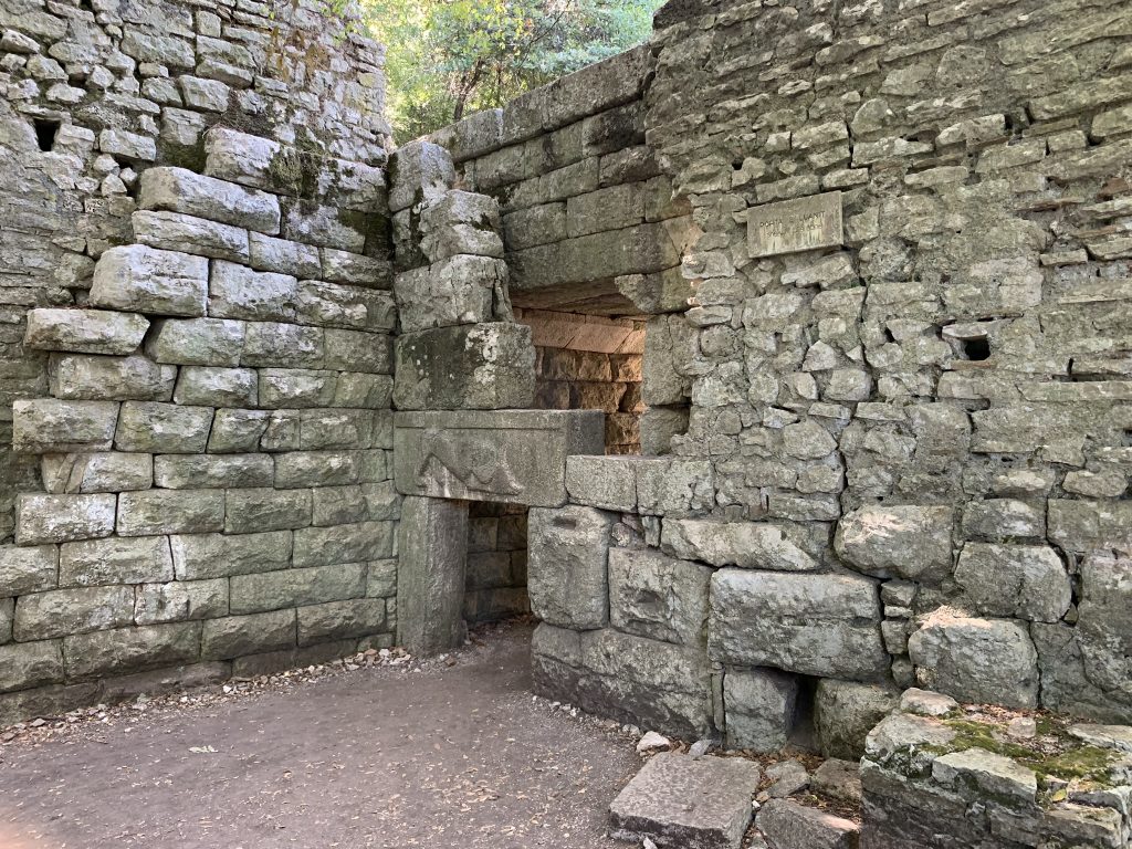 15 Puerta del León (Butrinto)