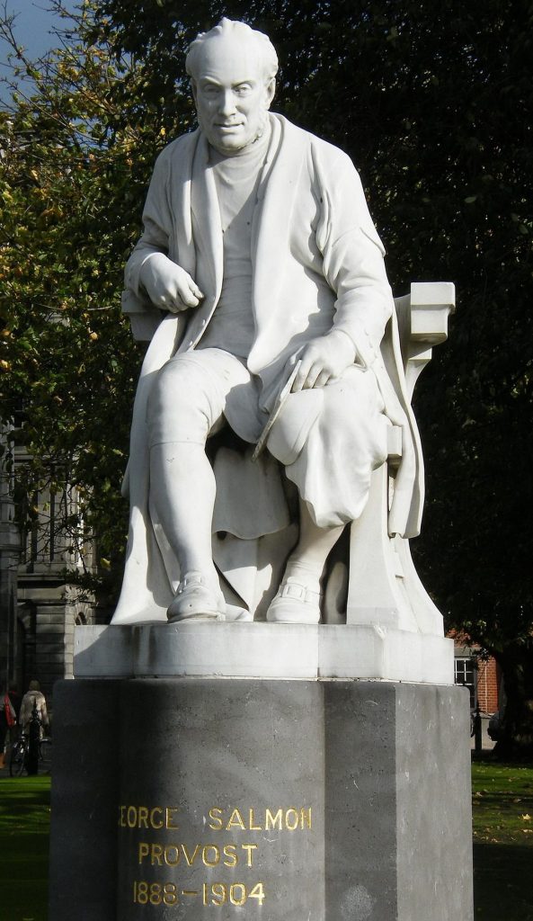 3A Estatua-Trinity.Irlanda