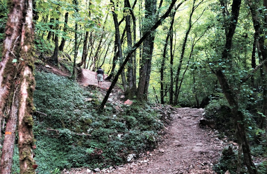 5 Sendero Circo de Autoire-Francia