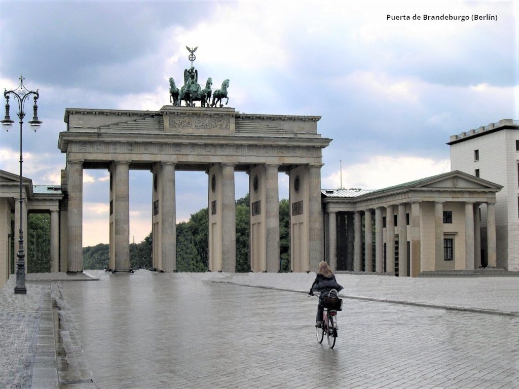 0 Puerta Brandeburgo-Berlín-Alemania