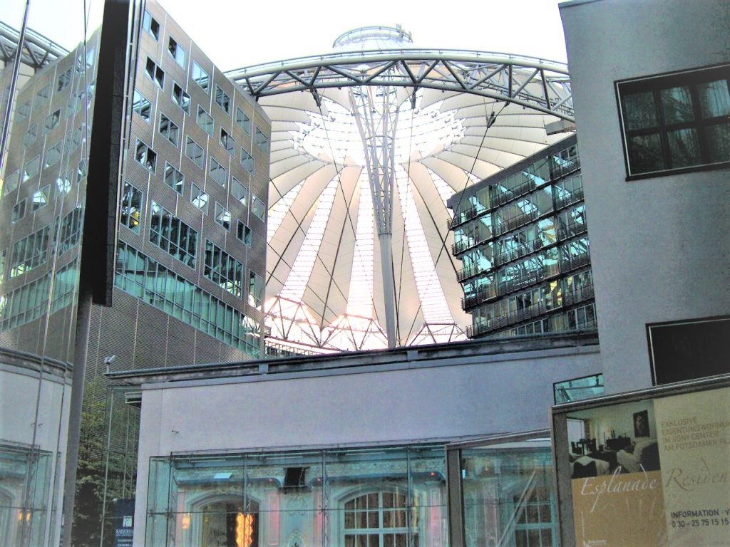 13 Sonyy Center-Berlín-Alemania