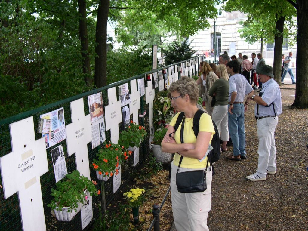 9 Memorial-Muro-Berlín-Alemania