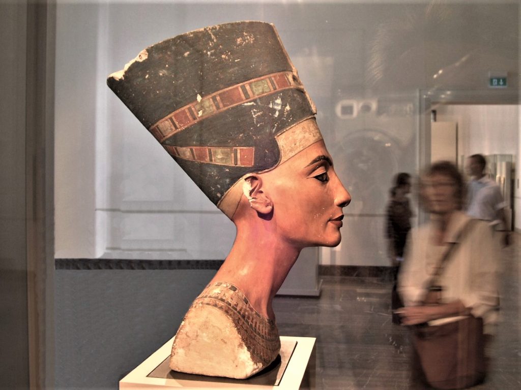 A14 Nefertiti-Berlín-Alemania