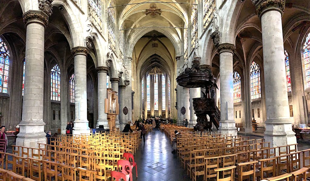 2 Notre Dame-Bruselas-Bélgica