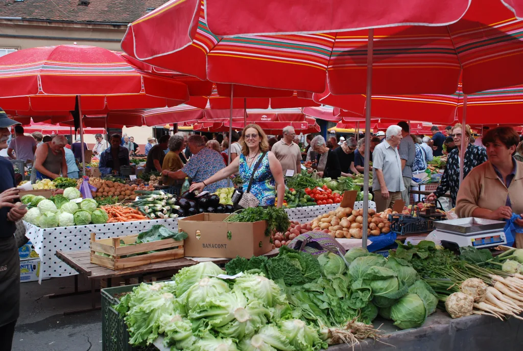 13 Mercado Dolac-Zagreb-Croacia