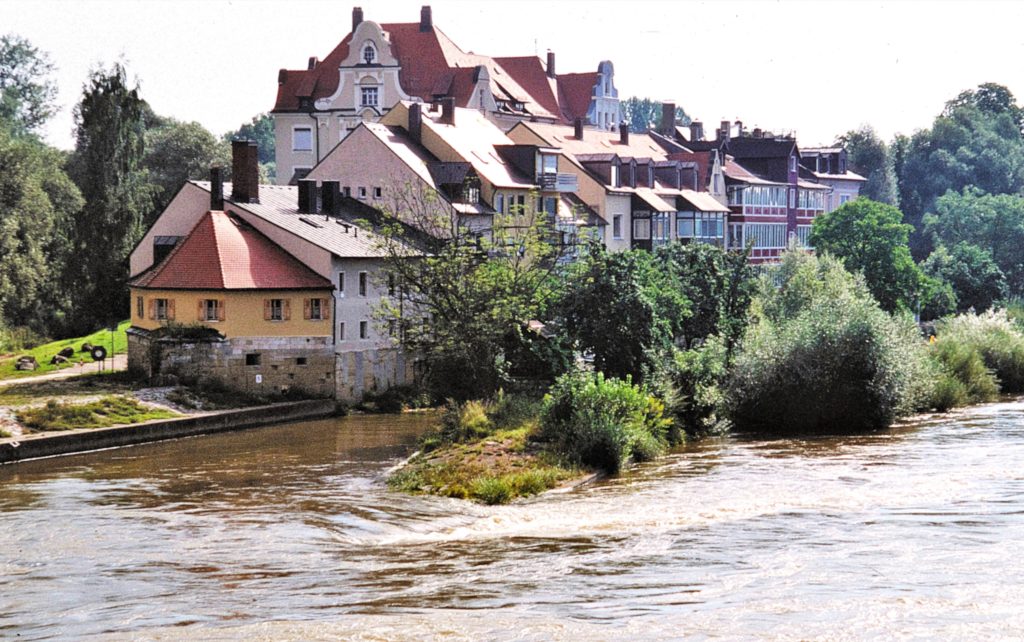 2 Regensburg-Baviera-Alemania