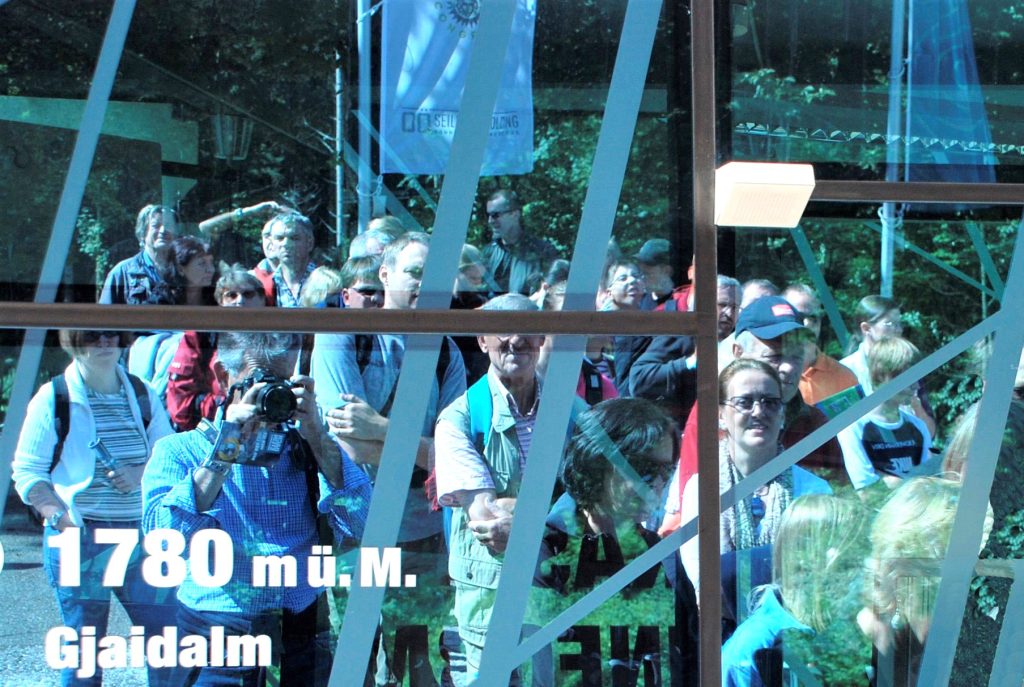 4 Teleférico a 5fingers-Austria