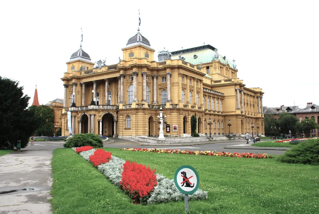 5 Teatro Nacional-Zagreb-Croacia