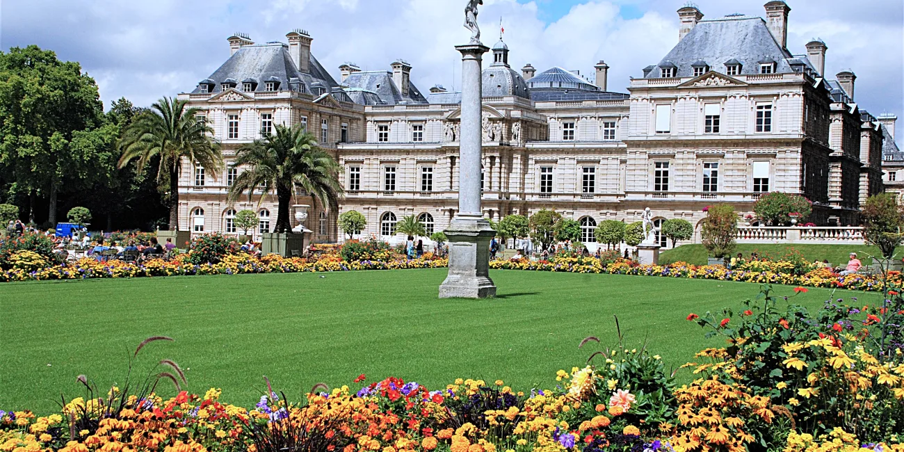 0A Luxemburgo-París-Francia